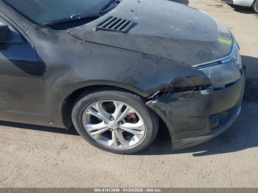 2010 FORD FUSION VIN: 3FAHP0HA1AR122577