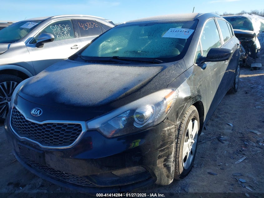 2016 KIA FORTE 5-DOOR VIN: KNAFK5A87G5652372