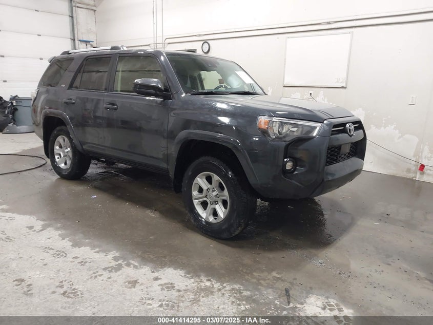 VIN JTEMU5JR7R6267593 2024 TOYOTA 4RUNNER SR5