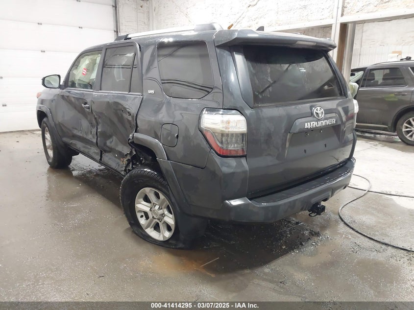 VIN JTEMU5JR7R6267593 2024 TOYOTA 4RUNNER SR5