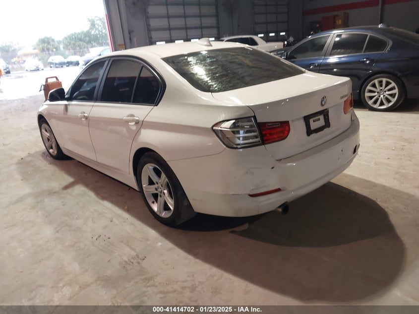 2014 BMW 320 VIN: WBA3B1C55EK131518