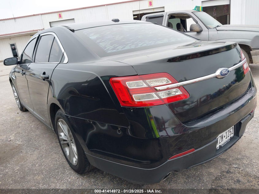 Vin: 1fahp2d80fg184243, lot: 41905492, ford taurus se 20153