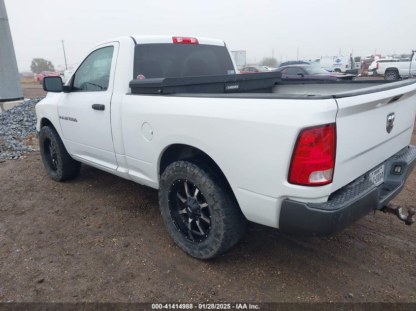 Vin: 3d7jb1ek0bg548440, lot: 41905508, ram ram 1500 st 20113