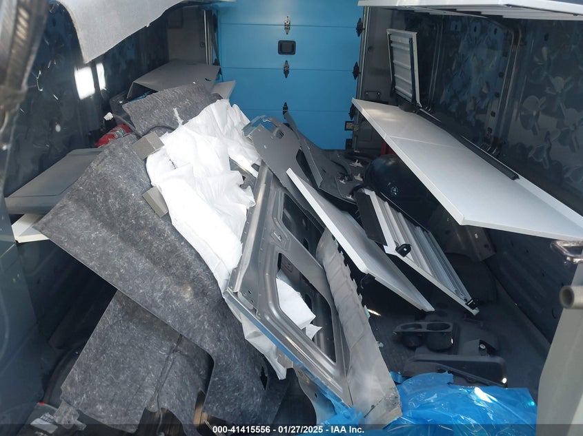 2023 Rivian Delivery 700 VIN: 7FCEHEB77PN014393 Lot: 41415556