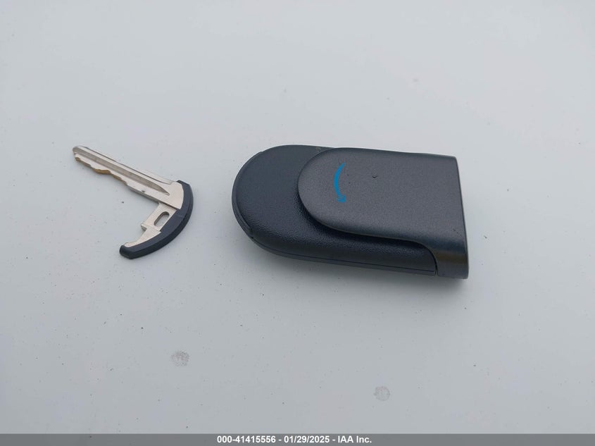 2023 Rivian Delivery 700 VIN: 7FCEHEB77PN014393 Lot: 41415556