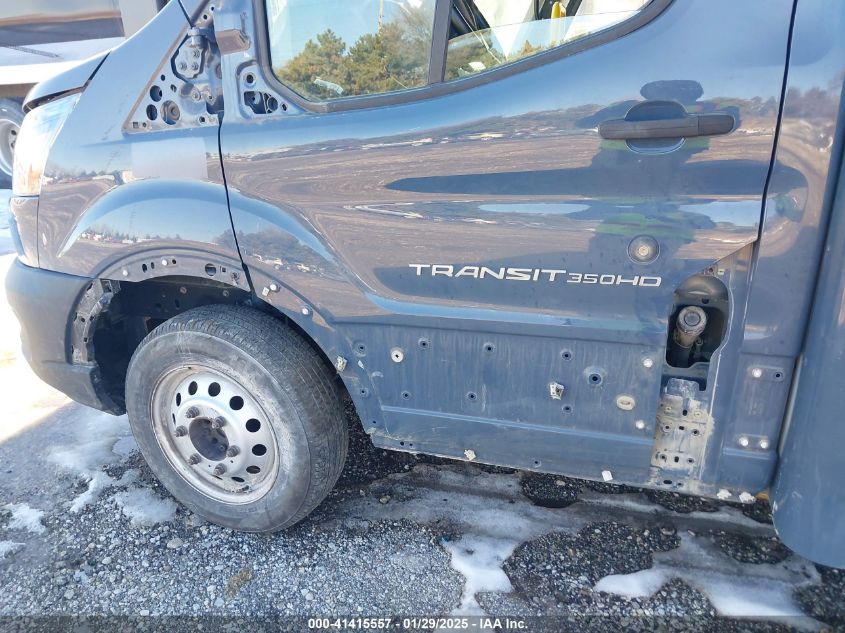 2022 Ford Transit-350 Cutaway VIN: 1FDDF6P84NKA51572 Lot: 41415557