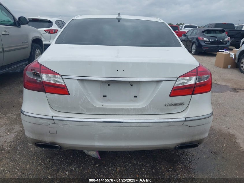 2013 HYUNDAI GENESIS 3.8 - KMHGC4DD3DU209270
