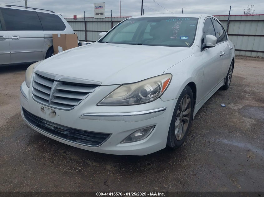 2013 HYUNDAI GENESIS 3.8 - KMHGC4DD3DU209270