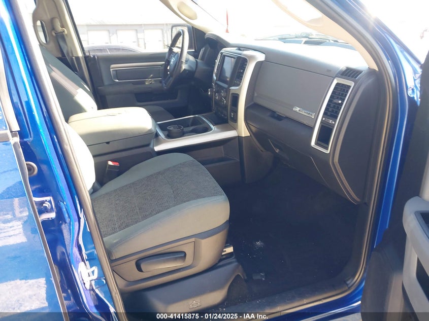 2018 RAM 1500 VIN: 3C6RR7LT8JG140541