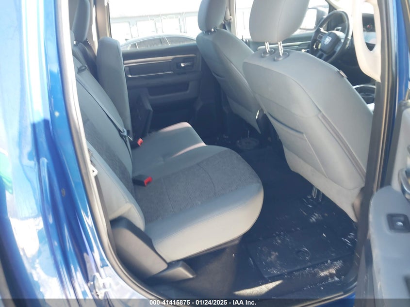 2018 RAM 1500 VIN: 3C6RR7LT8JG140541