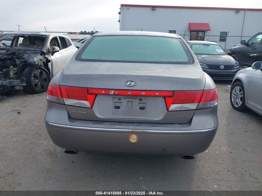 2006 Hyundai Azera Limited/Se VIN: KMHFC46F26A133300 Lot: 41415885