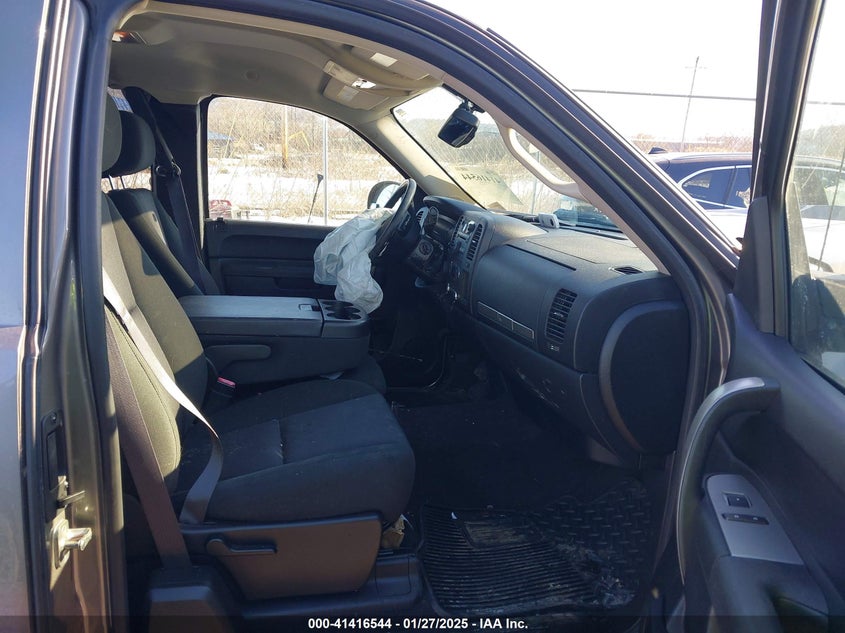 2013 CHEVROLET SILVERADO VIN: 1GCRKSE75DZ185974