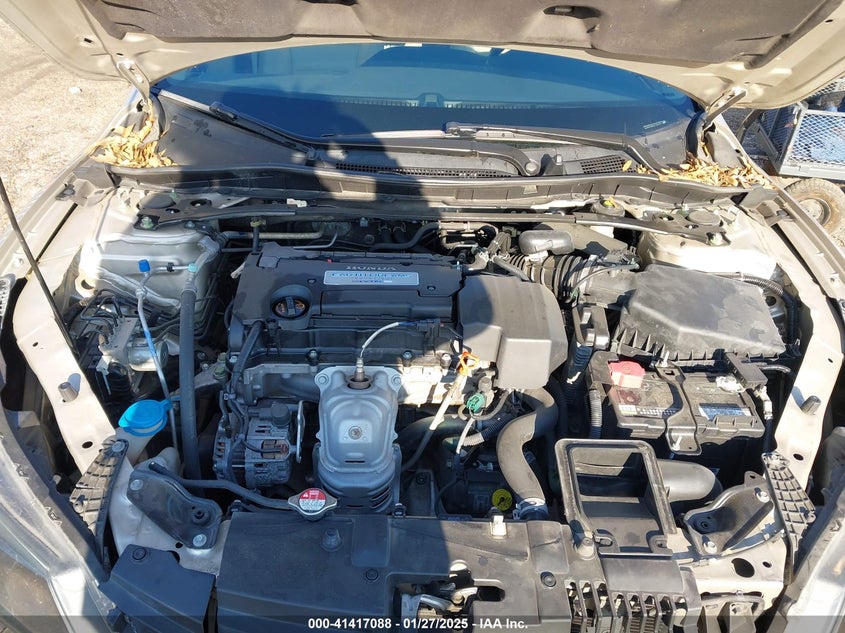 2013 HONDA ACCORD VIN: 1HGCR2F86DA118177