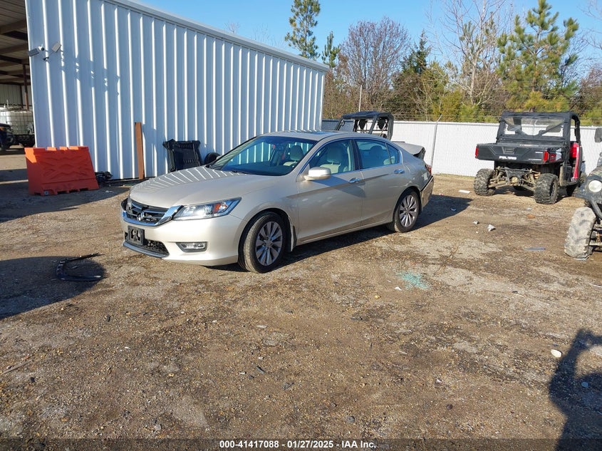 2013 HONDA ACCORD VIN: 1HGCR2F86DA118177