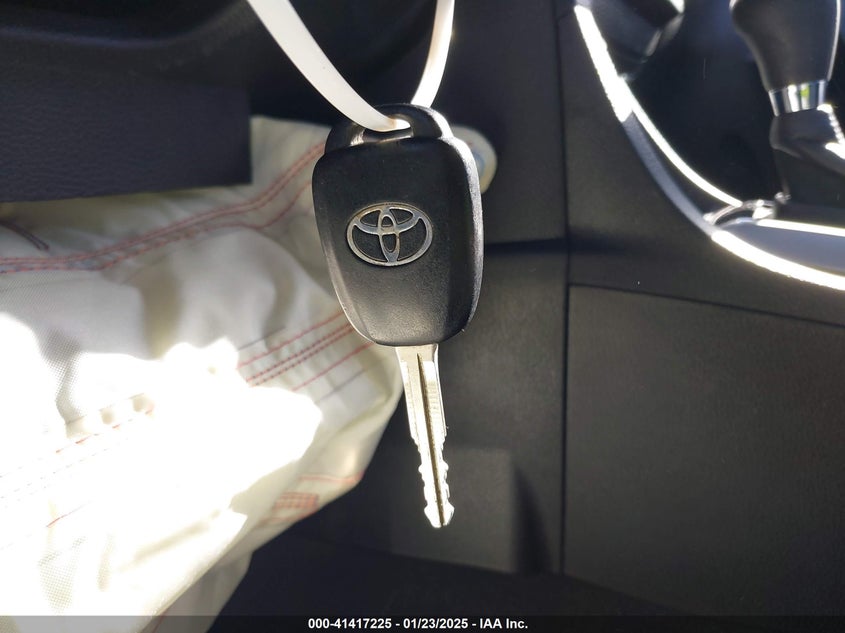 2016 TOYOTA COROLLA VIN: 5YFBURHEXGP551103