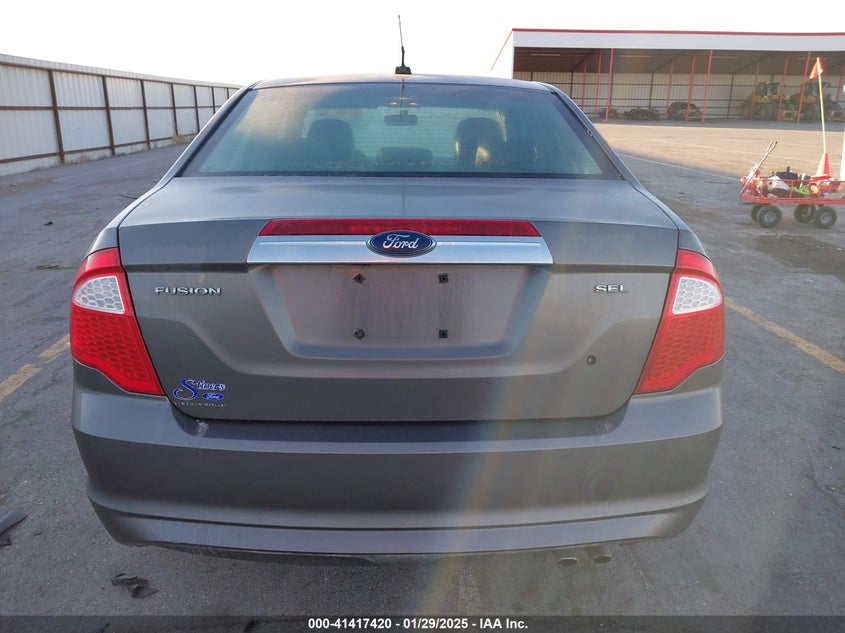 2010 FORD FUSION VIN: 3FAHP0JA5AR260939
