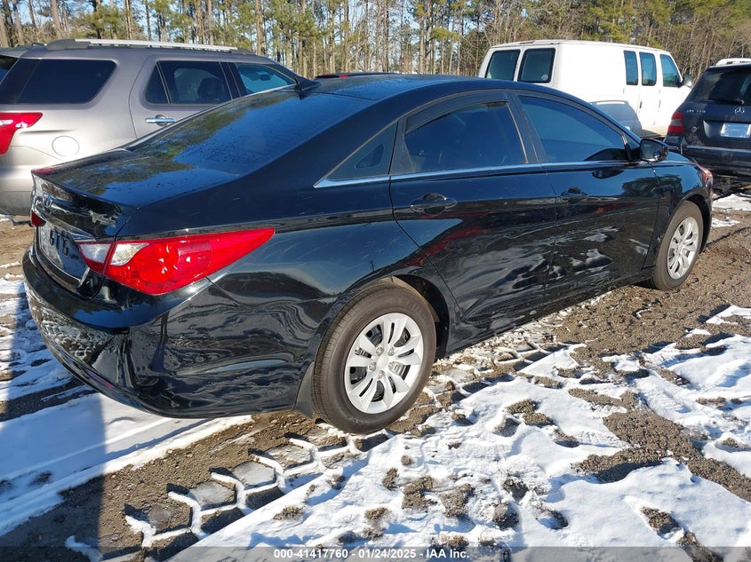 2012 HYUNDAI SONATA VIN: 5NPEB4AC4CH463444