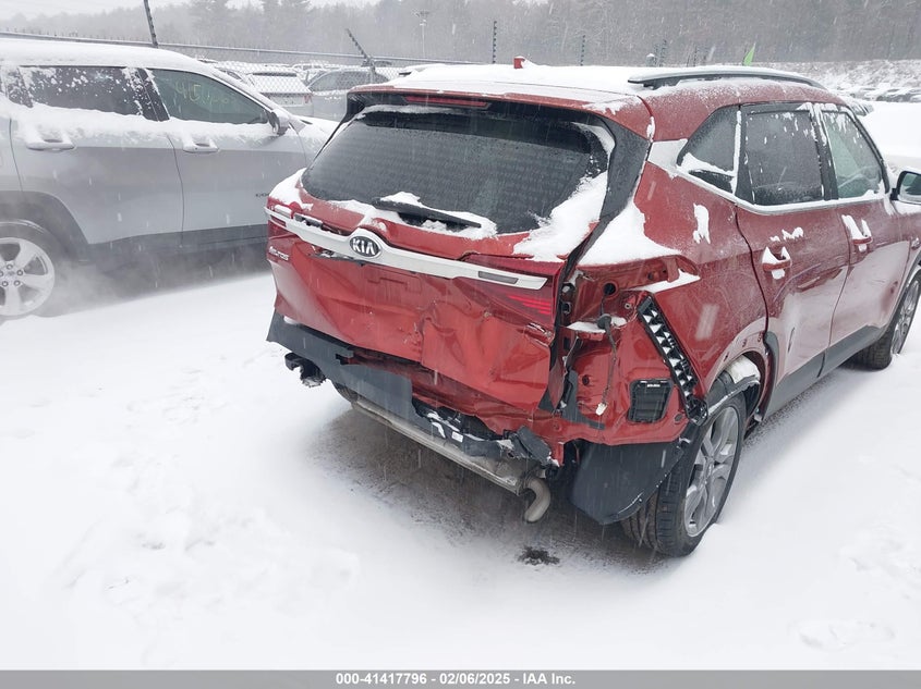 2021 KIA SELTOS VIN: KNDEUCAAXM7120503