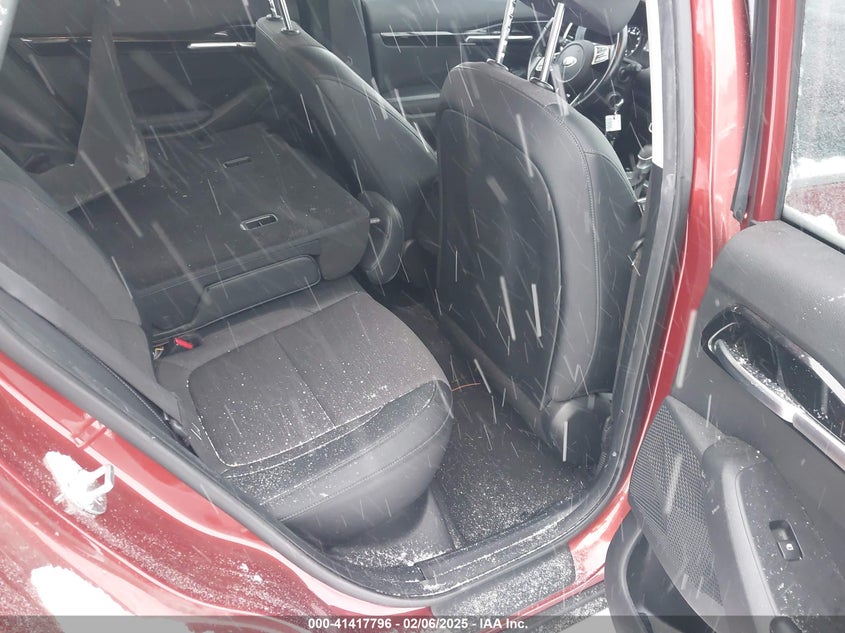 2021 KIA SELTOS VIN: KNDEUCAAXM7120503