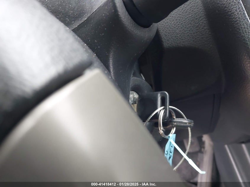2008 NISSAN VERSA VIN: 3N1BC13E88L392482