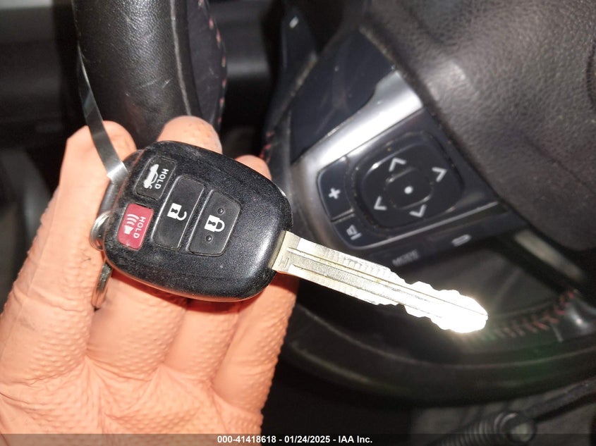 2017 TOYOTA CAMRY VIN: 4T1BF1FK8HU737405