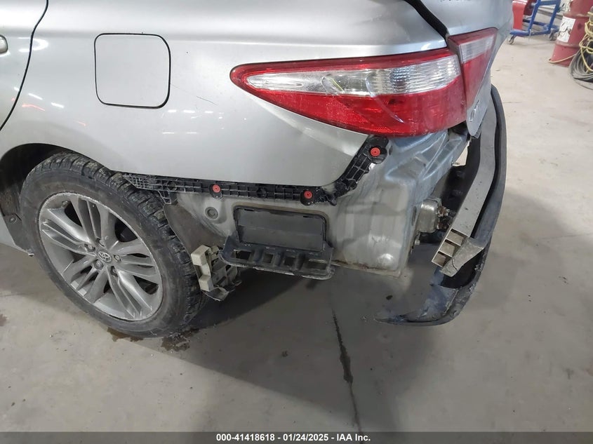 2017 TOYOTA CAMRY VIN: 4T1BF1FK8HU737405