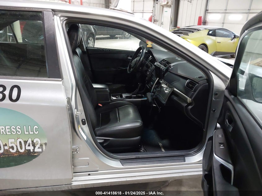 2017 TOYOTA CAMRY VIN: 4T1BF1FK8HU737405