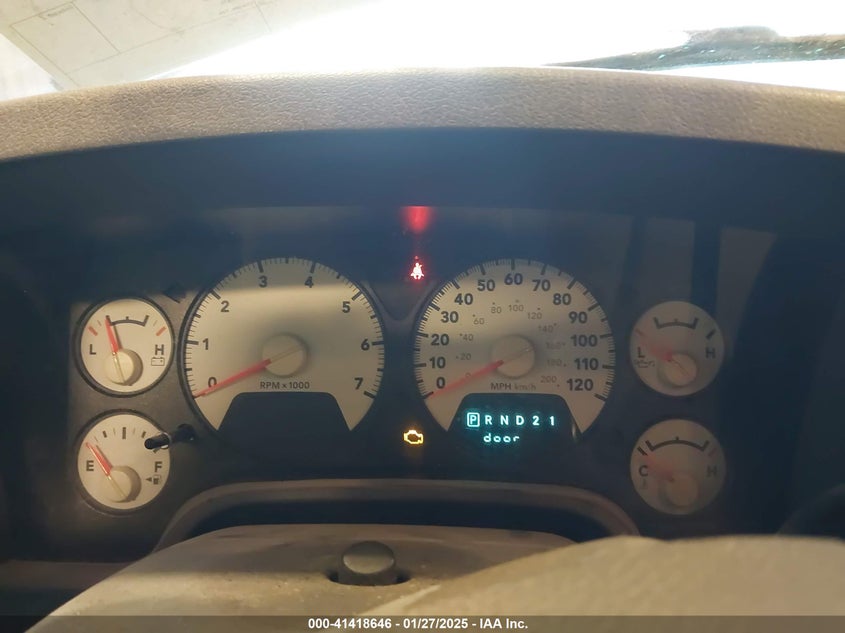 2007 Dodge Ram 1500 Slt/Trx4 Off Road/Sport VIN: 1D7HU18P87S241730 Lot: 41418646