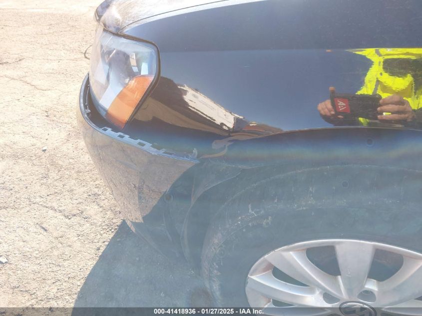 2015 Volkswagen Passat S VIN: 1VWAT7A30FCO43870 Lot: 41418936