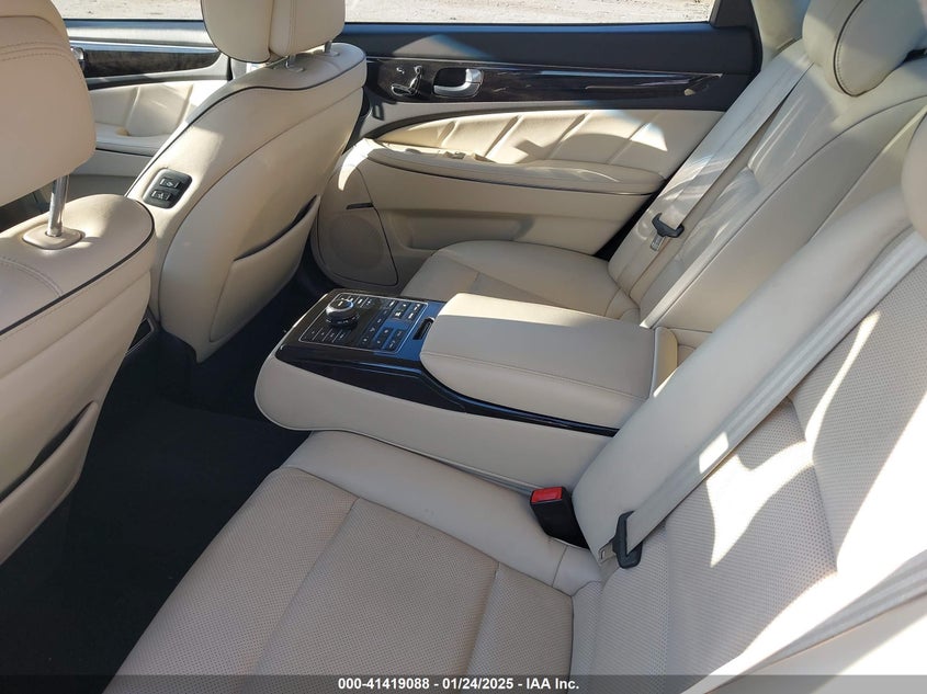2014 HYUNDAI EQUUS VIN: KMHGH4JH1EU079578