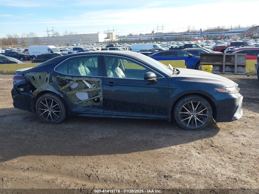 2021 TOYOTA CAMRY VIN: 4T1G11AK9MU595524