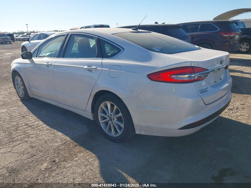 2017 FORD FUSION VIN: 3FA6P0HD7HR114480