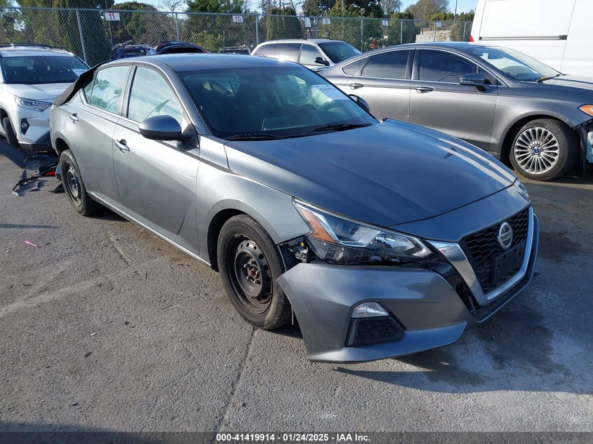 2020 Nissan Altima