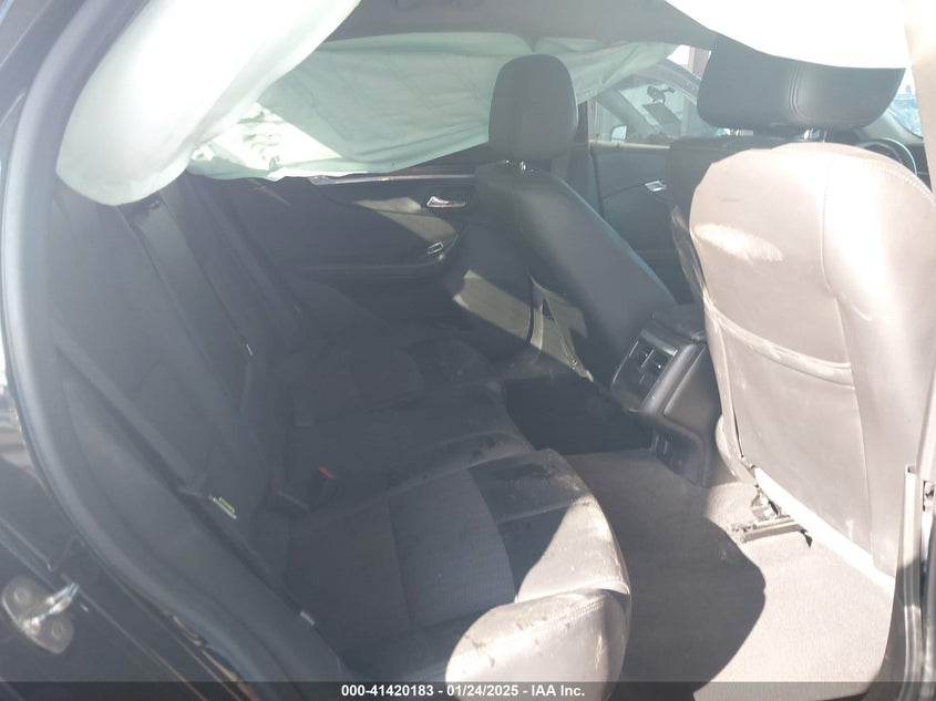 2017 CHEVROLET IMPALA VIN: 1G1105S34HU185496