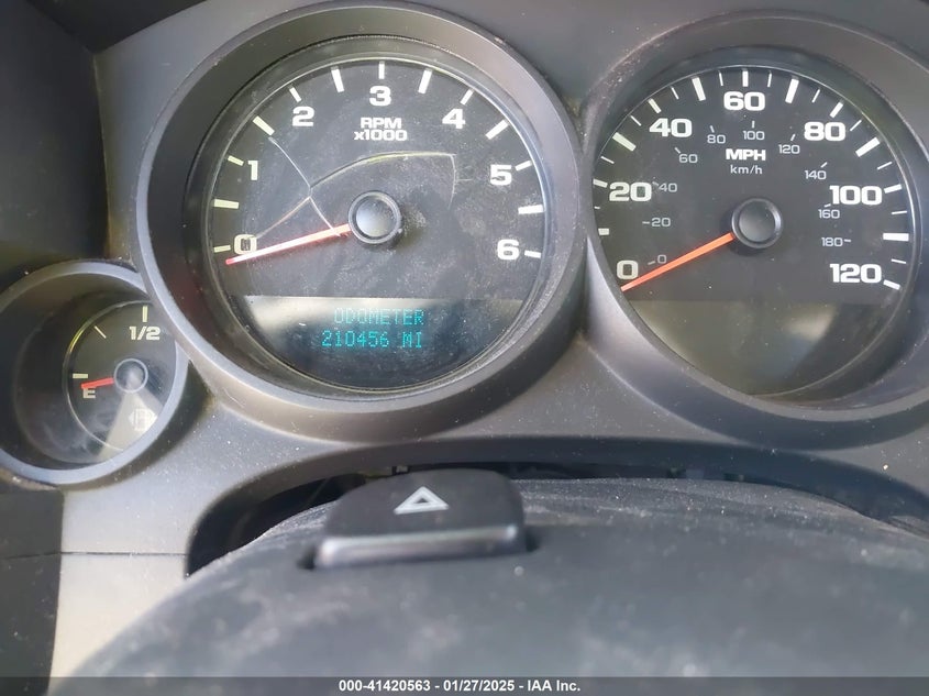 2011 CHEVROLET SILVERADO 1500 VIN: 3GCPKPE37BG406098
