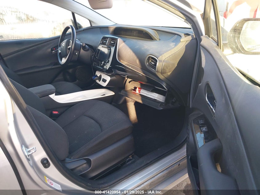 2016 TOYOTA PRIUS VIN: JTDKARFU9G3500641