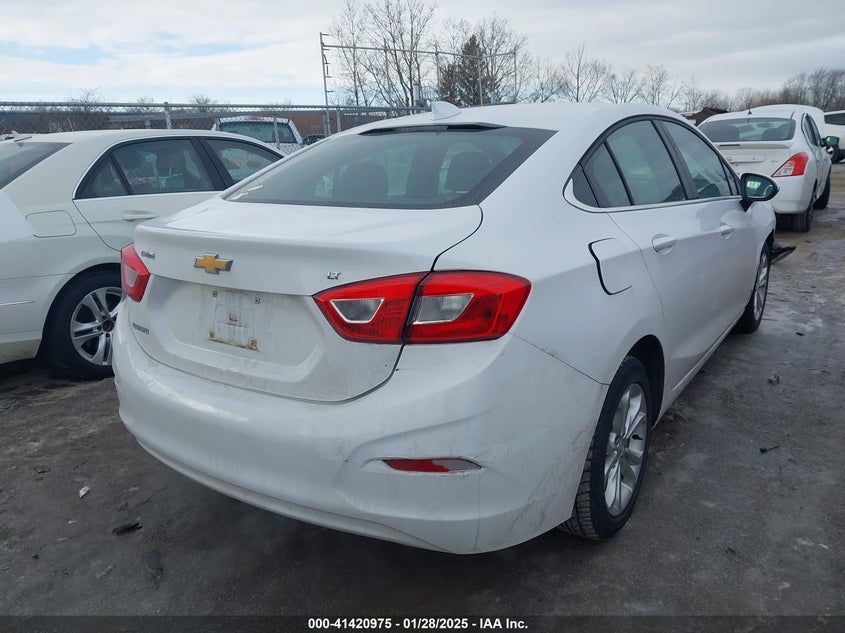 2019 CHEVROLET CRUZE VIN: 1G1BE5SM3K7146452