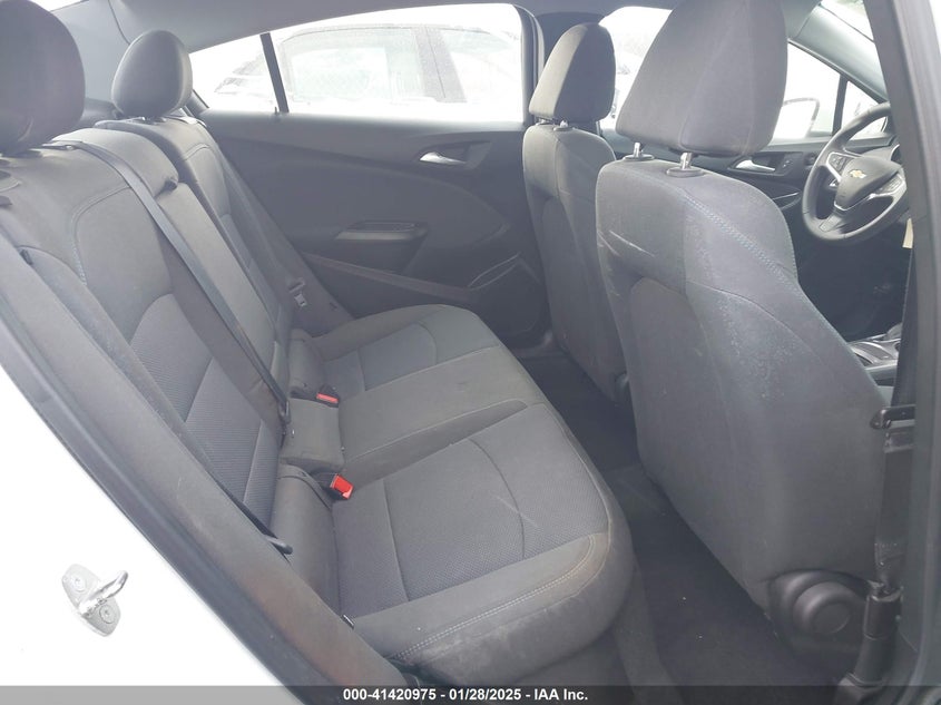2019 CHEVROLET CRUZE VIN: 1G1BE5SM3K7146452