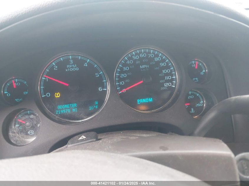 2010 GMC Yukon Xl 1500 Denali VIN: 1GKUKMEF8AR213036 Lot: 41421102