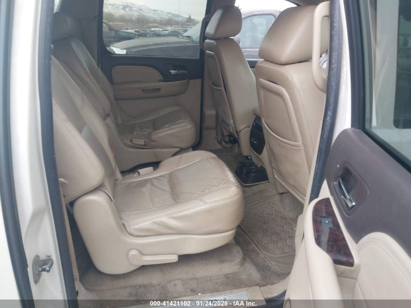 2010 GMC Yukon Xl 1500 Denali VIN: 1GKUKMEF8AR213036 Lot: 41421102