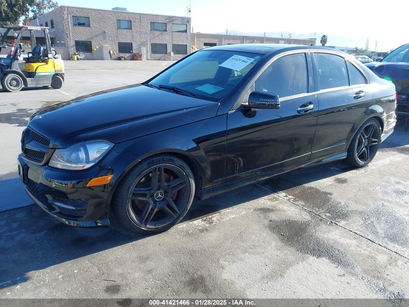 2014 MERCEDES-BENZ C 300 LUXURY 4MATIC/SPORT 4MATIC - WDDGF8AB1EG215693