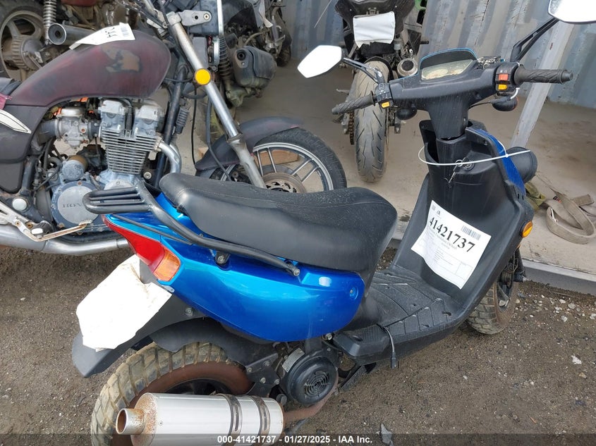 2013 TAOTAO SCOOTER VIN: L9NTELKGXE1000102