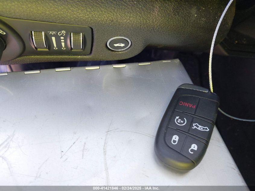 2015 Chrysler 200 S VIN: 1C3CCCBB7FN592680 Lot: 41421846