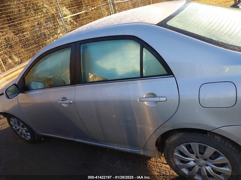 2013 TOYOTA COROLLA LE - 5YFBU4EE9DP146028