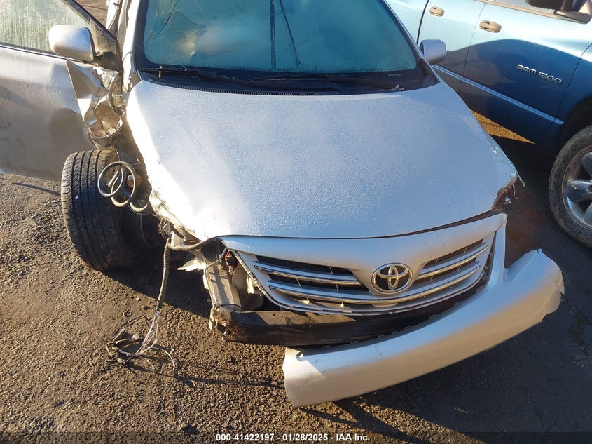 2013 TOYOTA COROLLA LE - 5YFBU4EE9DP146028