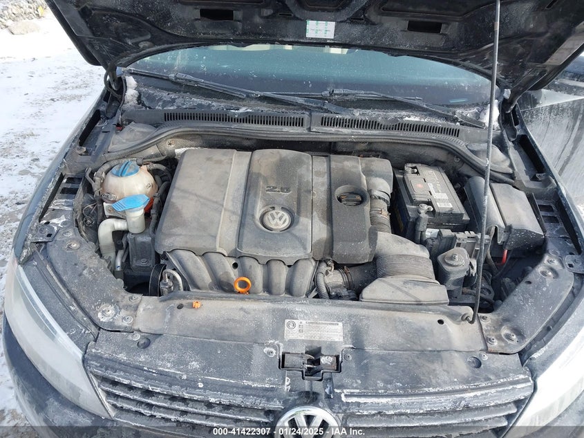 2011 VOLKSWAGEN JETTA VIN: 3VWDZ7AJ1BM365467