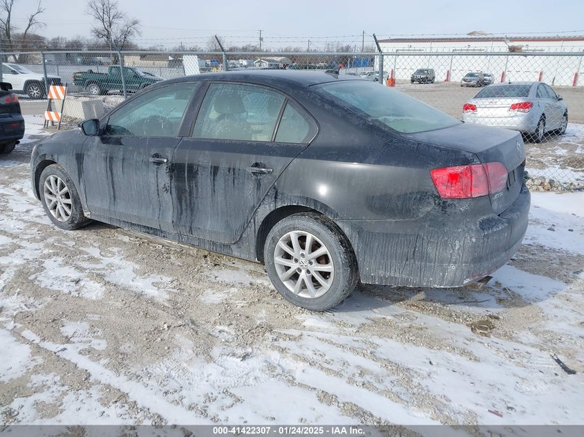 2011 VOLKSWAGEN JETTA VIN: 3VWDZ7AJ1BM365467
