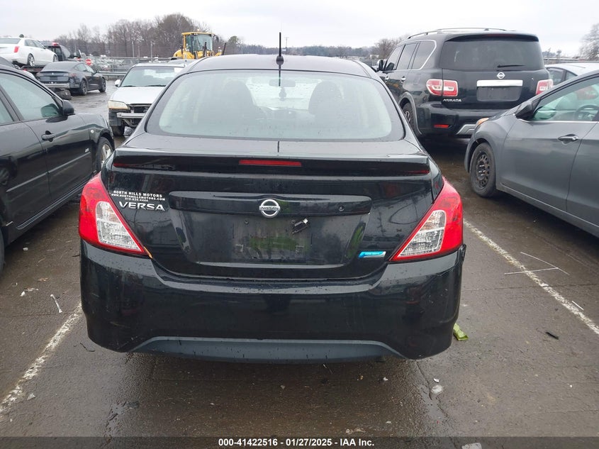 2019 Nissan Versa 1.6 S+ VIN: 3N1CN7AP5KL821011 Lot: 41422516