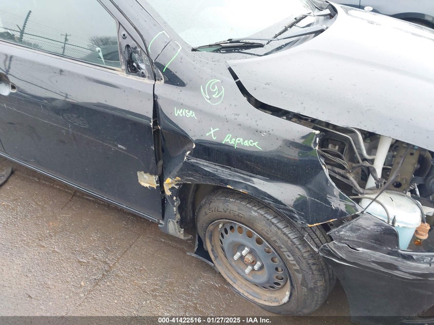 2019 Nissan Versa 1.6 S+ VIN: 3N1CN7AP5KL821011 Lot: 41422516