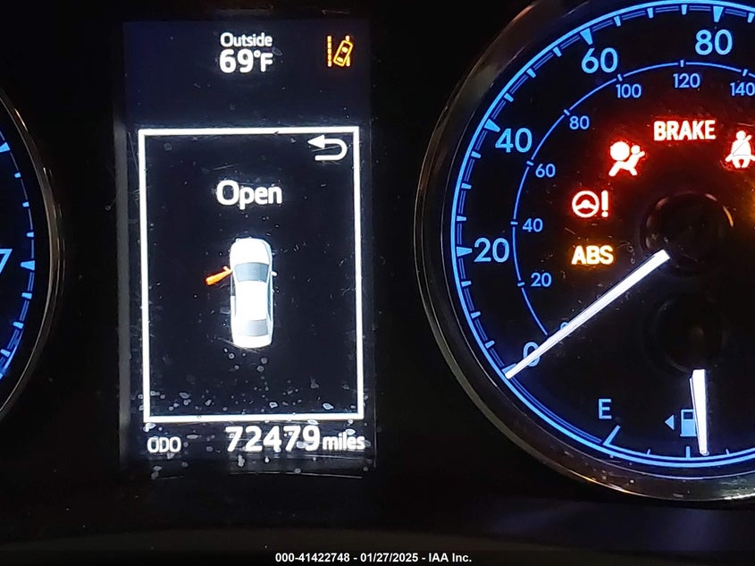 2018 TOYOTA COROLLA SE - 5YFBURHE2JP746216